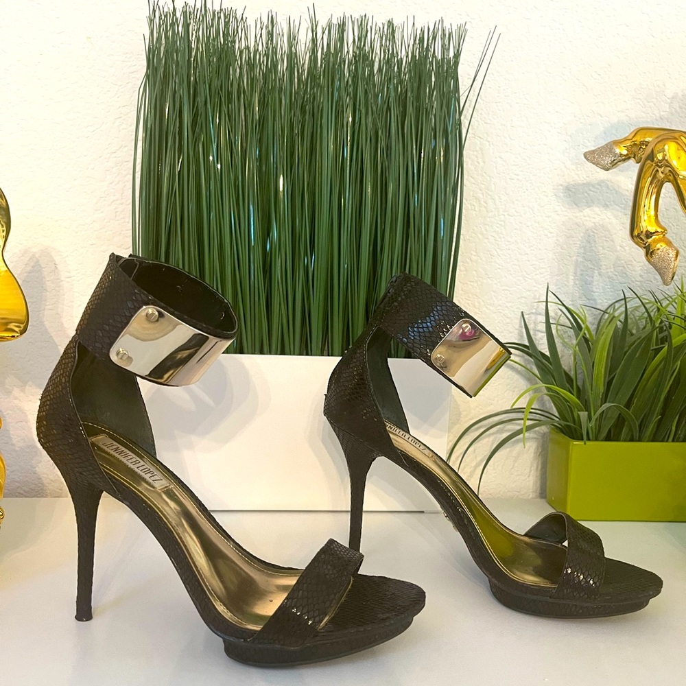 JLO - Ankle Strap Stiletto